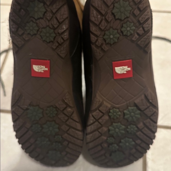 The North Face Women's Shellista II Mid Boot Size 8.5 - Picture 4 of 4